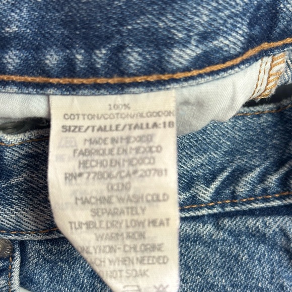 Vintage Tommy Hilfiger Jeans, Size 18 - Picture 5 of 11